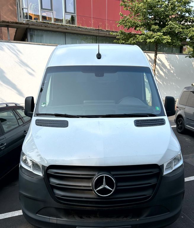 Mercedes-Benz Sprinter 53.382 km 32.500 € Köln 50823