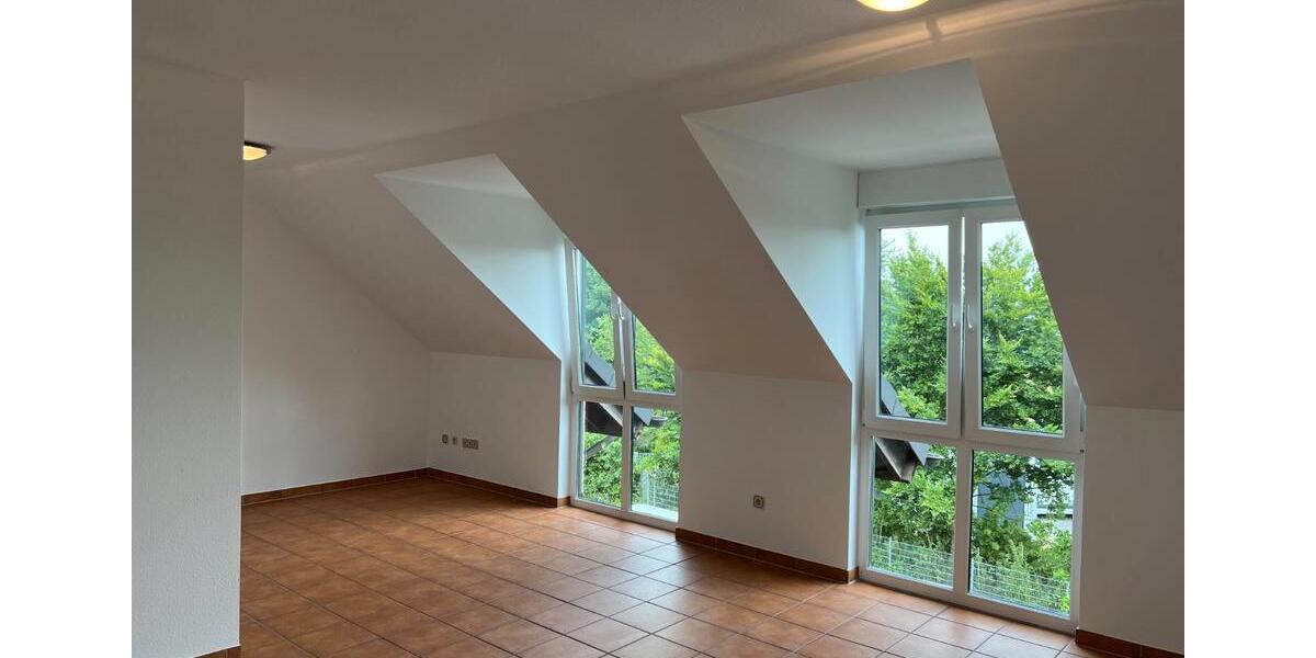 Maisonettenwohnung Pulheim - 3 Zimmer, 159 m&sup2;, 1.600&euro; | Angebot:27591086