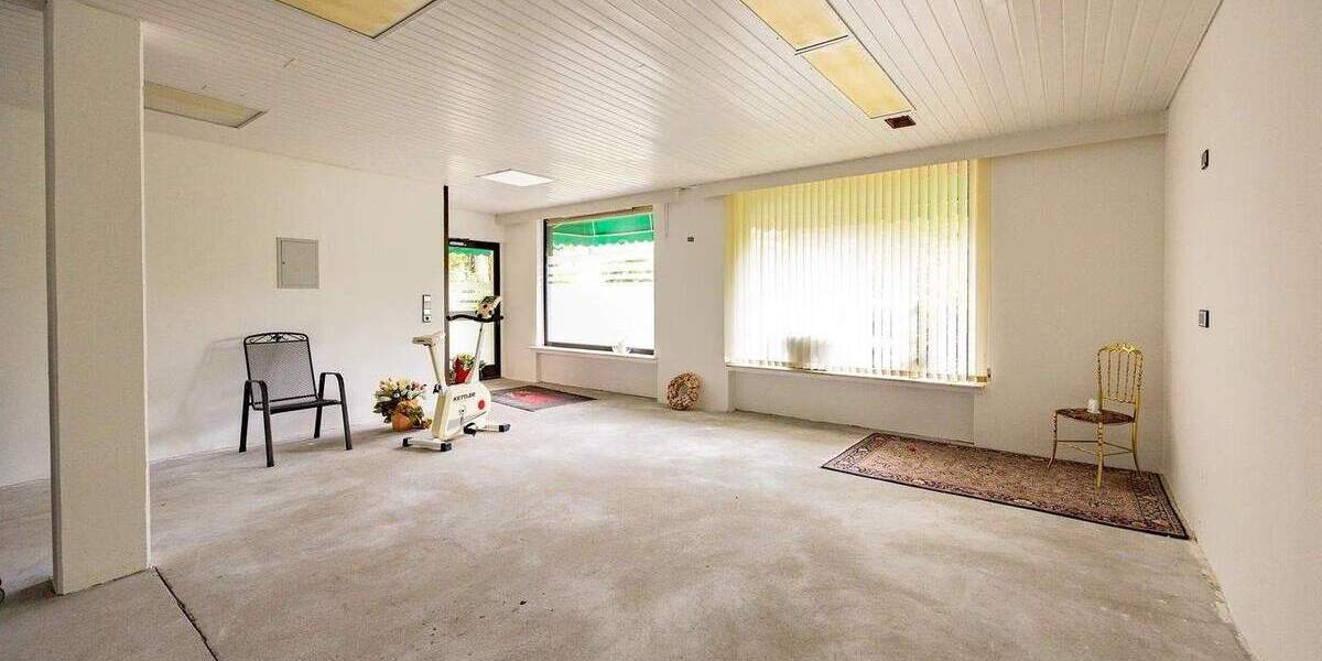 Einfamilienhaus Halver - 7 Zimmer, 238 m&sup2;, 559.000&euro; | Angebot:24424318