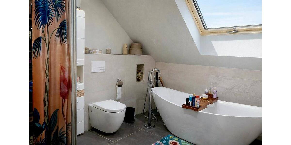 Einfamilienhaus Velbert - 5 Zimmer, 110 m&sup2;, 1.900&euro; | Angebot:24851142