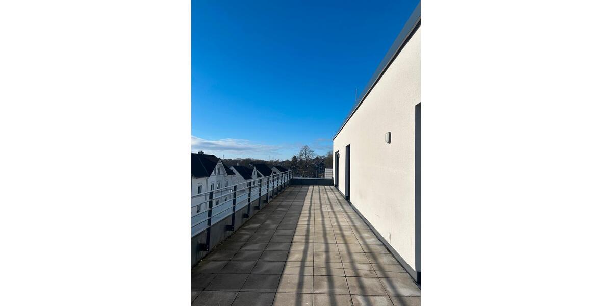 Etagenwohnung Remscheid Gemarkung Bergisch Born - 3 Zimmer, 156 m&sup2;, 1.853&euro; | Angebot:24764488