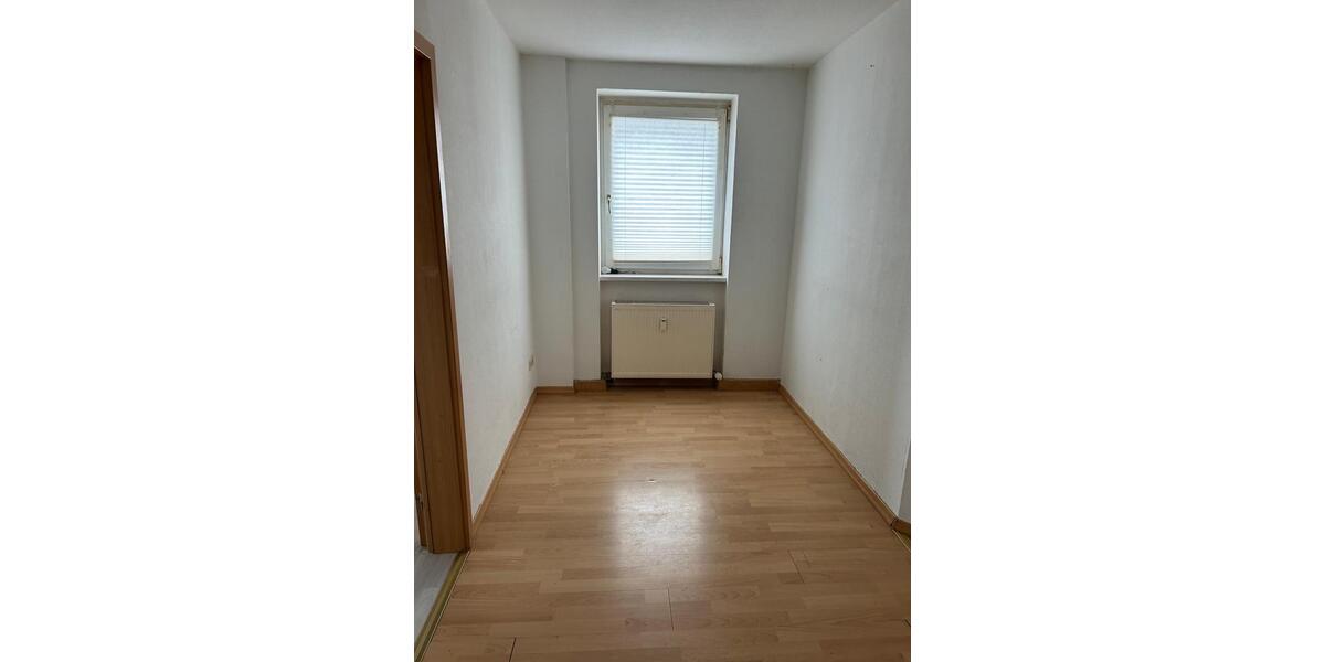 Etagenwohnung Halver - 3 Zimmer, 75 m&sup2;, 700&euro; | Angebot:26426356