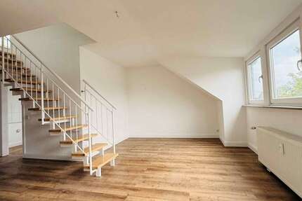 Wohnung Düsseldorf / Eller Eller - 4 Zimmer, 84 m&sup2;, 299.000&euro; | Angebot:26655576