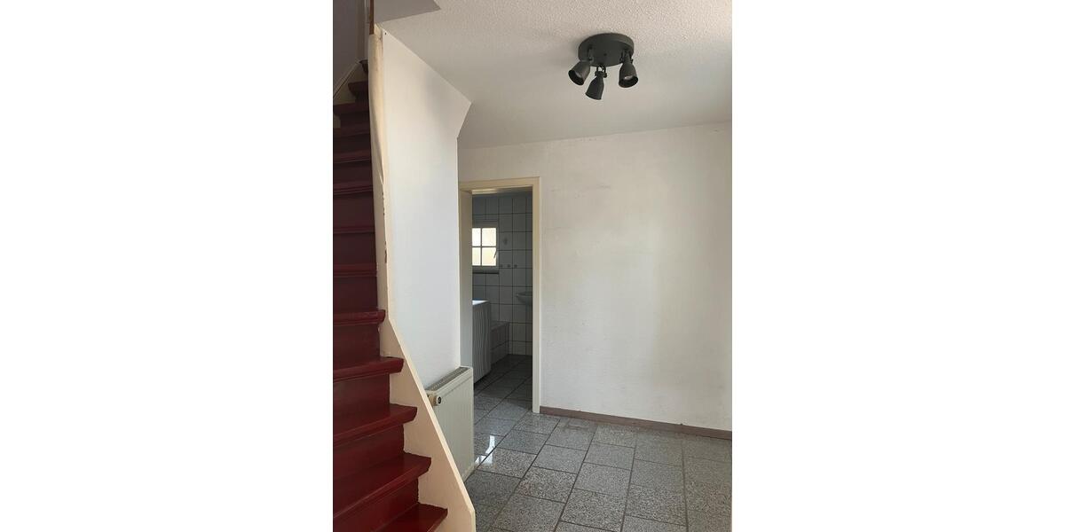 Einfamilienhaus Leichlingen (Rheinland) - 2.5 Zimmer, 78 m&sup2;, 1.100&euro; | Angebot:25931539