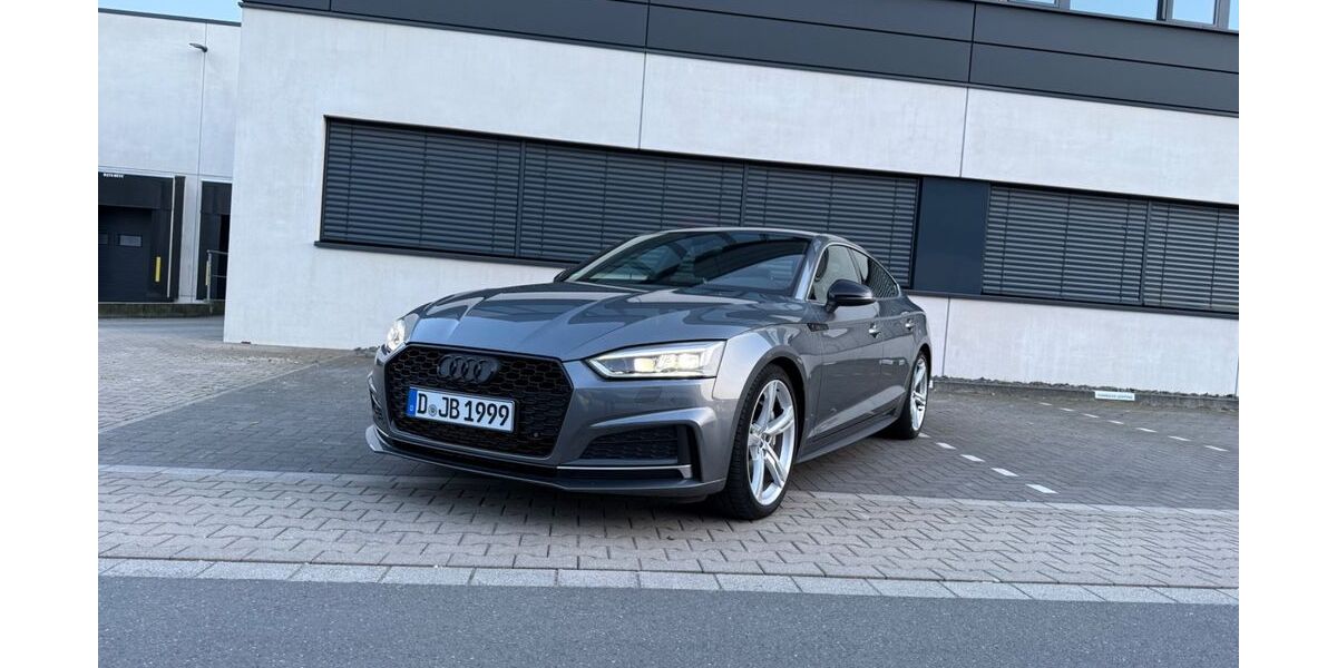 Audi A5 85.000 km 28.000 &euro; Düsseldorf 40233