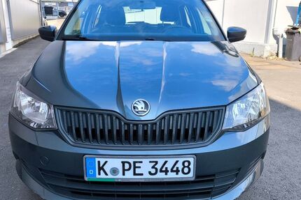Skoda Fabia 140.250 km 4.800 € Köln 51143