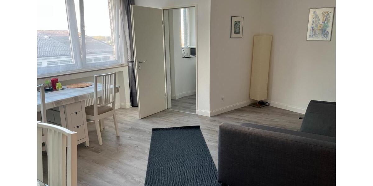 Etagenwohnung Düsseldorf Oberbilk - 1 Zimmer, 34 m&sup2;, 990&euro; | Angebot:24789157