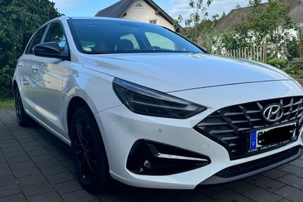 Hyundai i30 82.000 km 14.000 &euro; Wipperfürth 51688