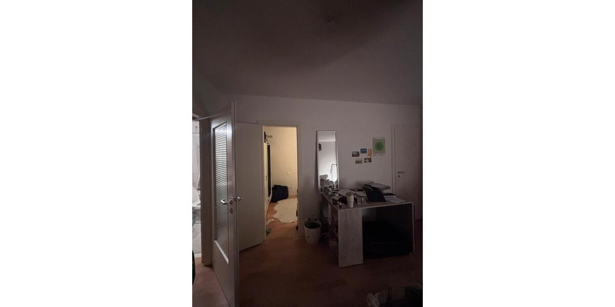 Erdgeschoßwohnung Köln Ehrenfeld - 2 Zimmer, 31 m&sup2;, 768&euro; | Angebot:24757107