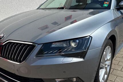 Skoda Superb 160.000 km 11.990 &euro; Bergisch Gladbach 51467