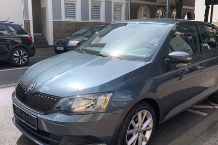 Skoda Fabia 122.500 km 5.999 &euro; Bergisch Gladbach 51465