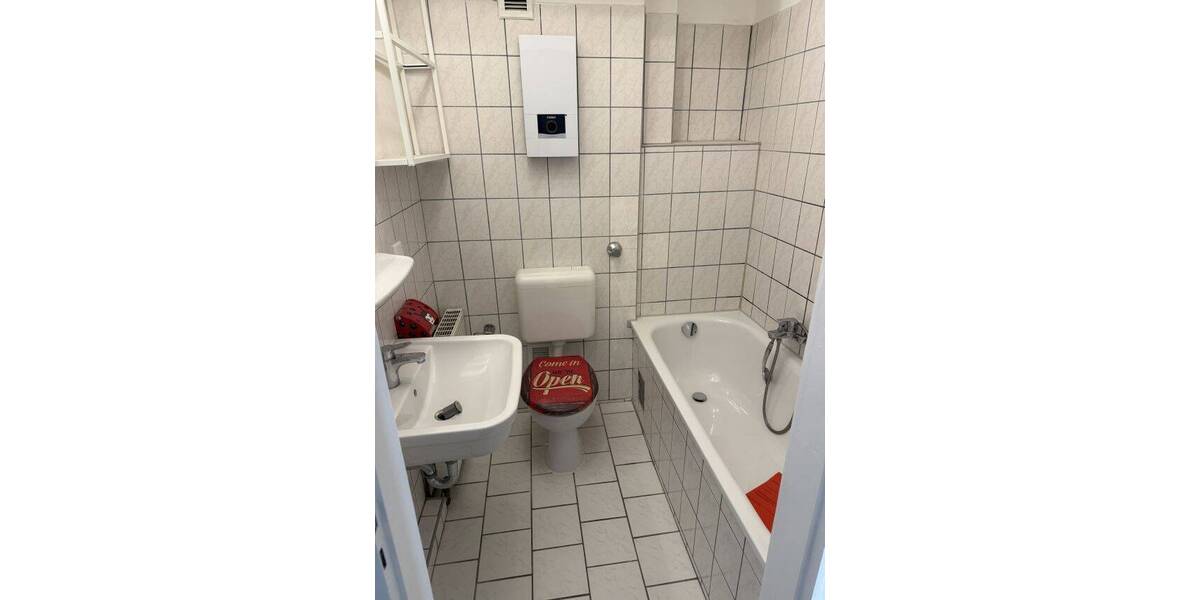 Etagenwohnung Düsseldorf Rath - 2 Zimmer, 51 m&sup2;, 500&euro; | Angebot:26886914