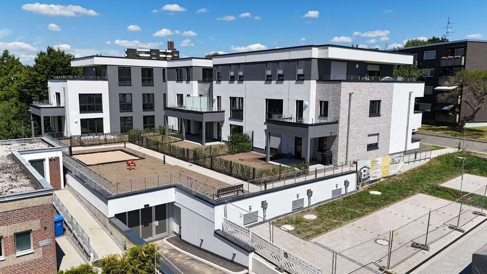 Wohnung zum Kaufen in Leverkusen, Berg. Neukirchen 520.300 € 94.61 m²