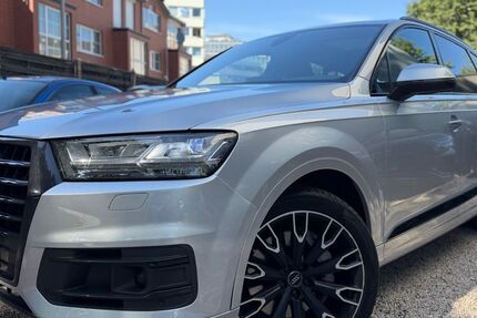 Audi Q7 265.000 km 18.950 &euro; Köln 50674