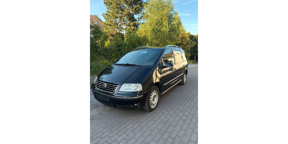 VW Sharan 230.000 km 2.300 &euro; Solingen 42657