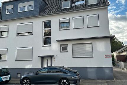 6 Familienhaus mit Einfamilienhaus und 7 Garagen zu verkaufen zimmer