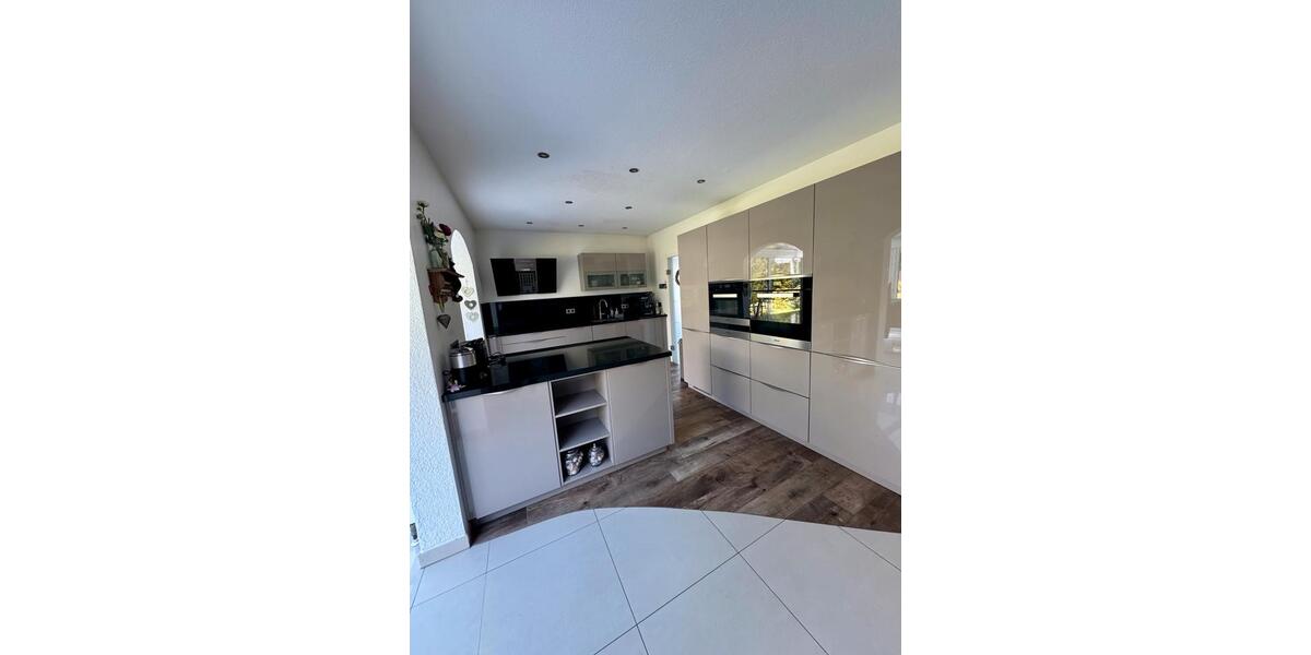 Doppelhaushälfte Wermelskirchen - 7 Zimmer, 177 m&sup2;, 619.000&euro; | Angebot:27033514