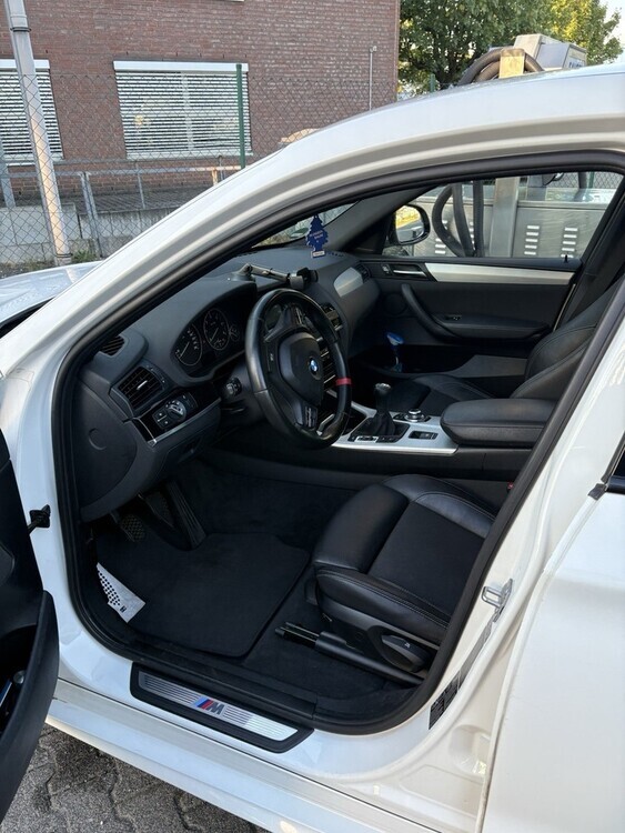 BMW X4 119.000 km 21.000 € Neuss 41460