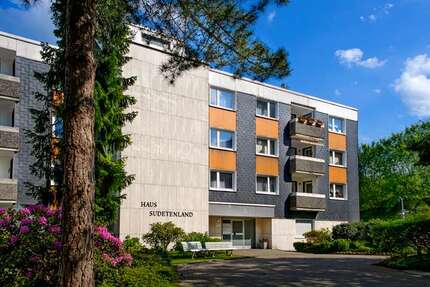 Wohnung Solingen Solingen-Mitte - 2 Zimmer, 56 m&sup2;, 281&euro; | Angebot:26827382
