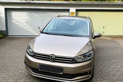 VW Touran 98.990 km 19.500 € Mülheim an der Ruhr 45481