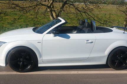 Audi TT 124.500 km 13.800 &euro; Köln 50737
