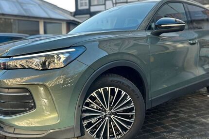 VW Tiguan 12.206 km 37.900 &euro; Wuppertal 42117