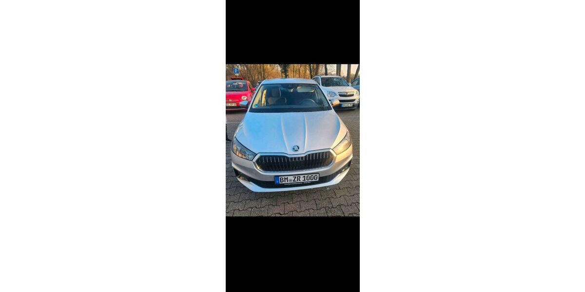 Skoda Fabia 11.200 km 17.500 &euro; Köln 50939