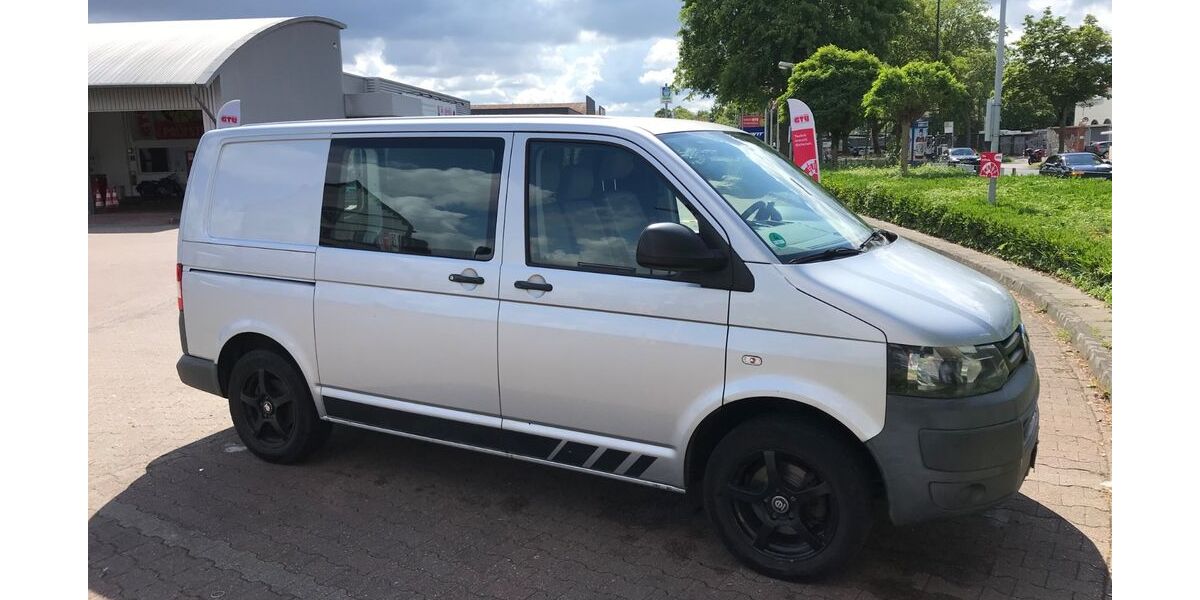 VW T5 Transporter 318.000 km 4.290 &euro; Düsseldorf 40235