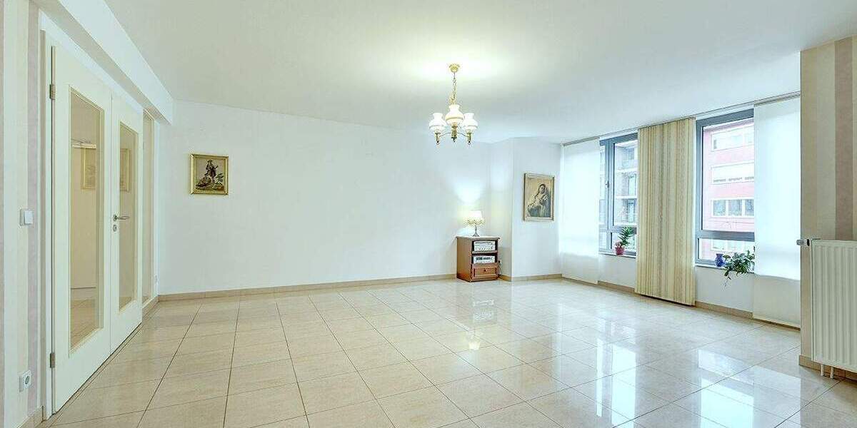 Etagenwohnung Düsseldorf Derendorf - 3 Zimmer, 101 m&sup2;, 525.000&euro; | Angebot:24040986