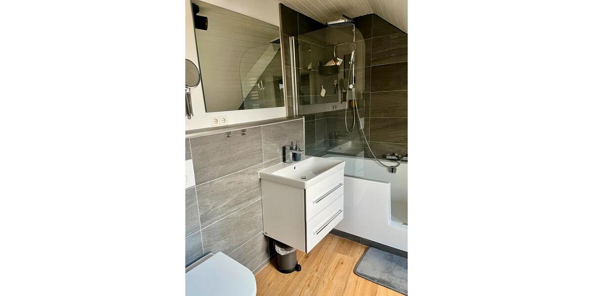 Etagenwohnung Düsseldorf Flingern Süd - 3 Zimmer, 95 m&sup2;, 650.000&euro; | Angebot:24996367