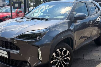 Toyota Yaris Cross 12.608 km 22.290 &euro; Köln 51065