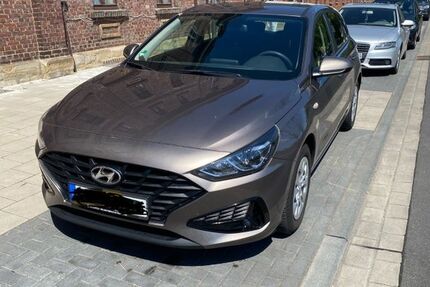Hyundai i30 69.000 km 11.765 &euro; Leichlingen 42799