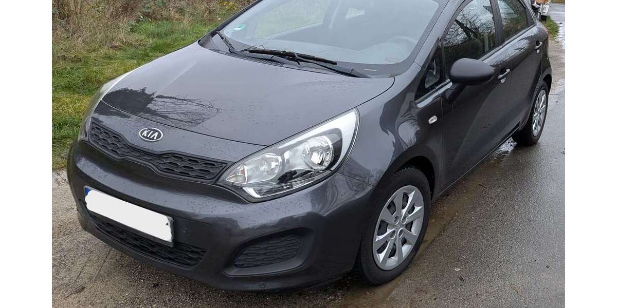 Kia Rio 109.186 km 4.900 € Solingen 42659