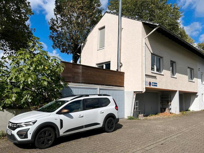 Individuelle Doppelhaushälfte mit Kamin in Bochum-Werne