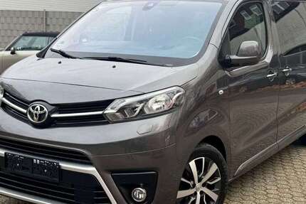 Toyota Proace 116.000 km 24.900 € Düsseldorf 40233