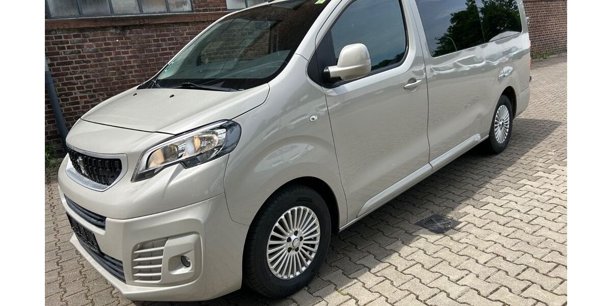 Peugeot Traveller 88.900 km 15.999 &euro; Köln 51069