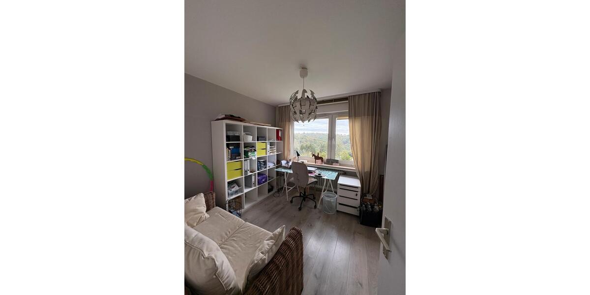 Etagenwohnung Remscheid Reinshagen - 4 Zimmer, 102 m&sup2;, 199.500&euro; | Angebot:27453092