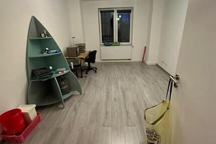 Wohnung Haan - 4 Zimmer, 105 m&sup2;, 1.510&euro; | Angebot:27543910