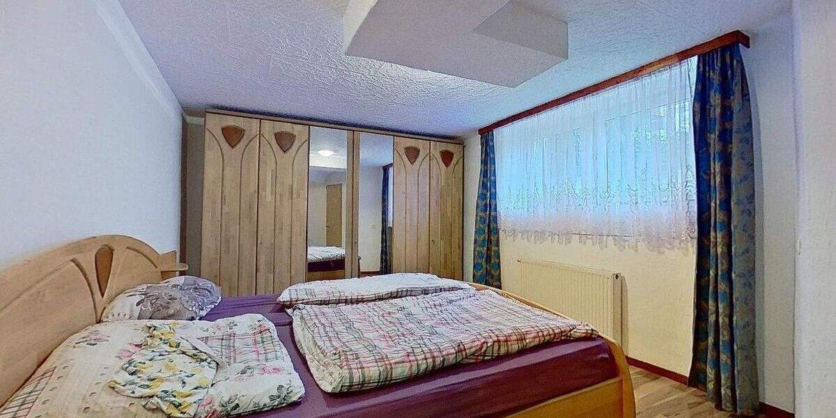 Mehrfamilienhaus, Wohnhaus Neuss Erfttal - 8 Zimmer, 316 m&sup2;, 690.000&euro; | Angebot:24734044