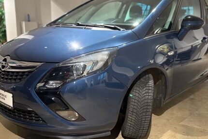 Opel Zafira 134.940 km 8.990 € Solingen 42653