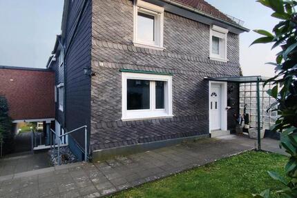 Haus Remscheid Reinshagen - 4 Zimmer, 97 m&sup2;, 1.050&euro; | Angebot:25871392