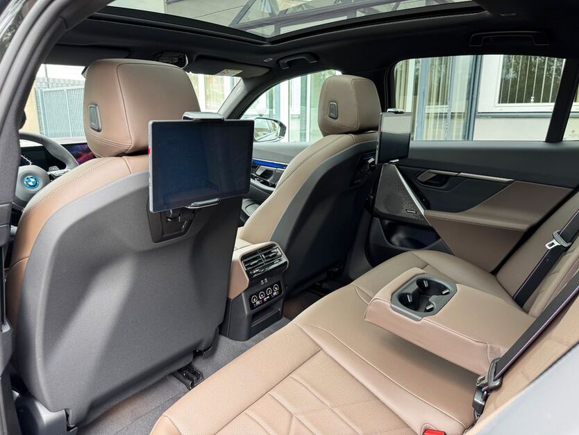 BMW 530 4.062 km 75.850 € Köln 50739