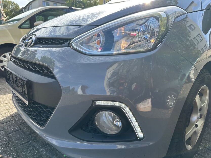 i10