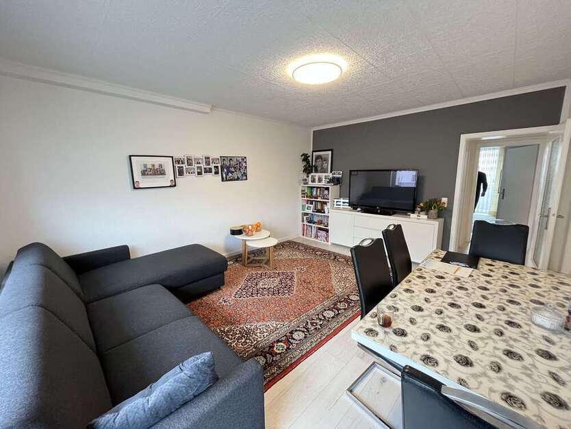 Wohnung zum Kaufen in Düsseldorf 229.000 € 75.2 m²
