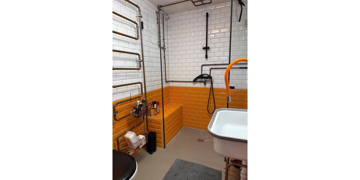 UNTERBACH: Wunderschönes, vollklimatisiertes 7-Raum Reihenendhaus 7 zimmer