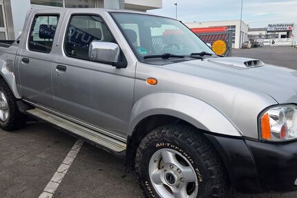 Nissan Navara 156.000 km 8.950 &euro; Pulheim 50259