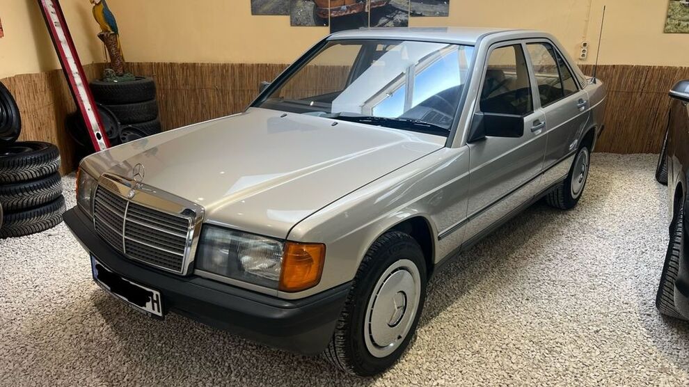Mercedes-Benz 190 62.000 km 10.999 € Wuppertal 42115