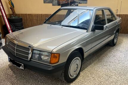 Mercedes-Benz 190 62.000 km 9.999 € Wuppertal 42115