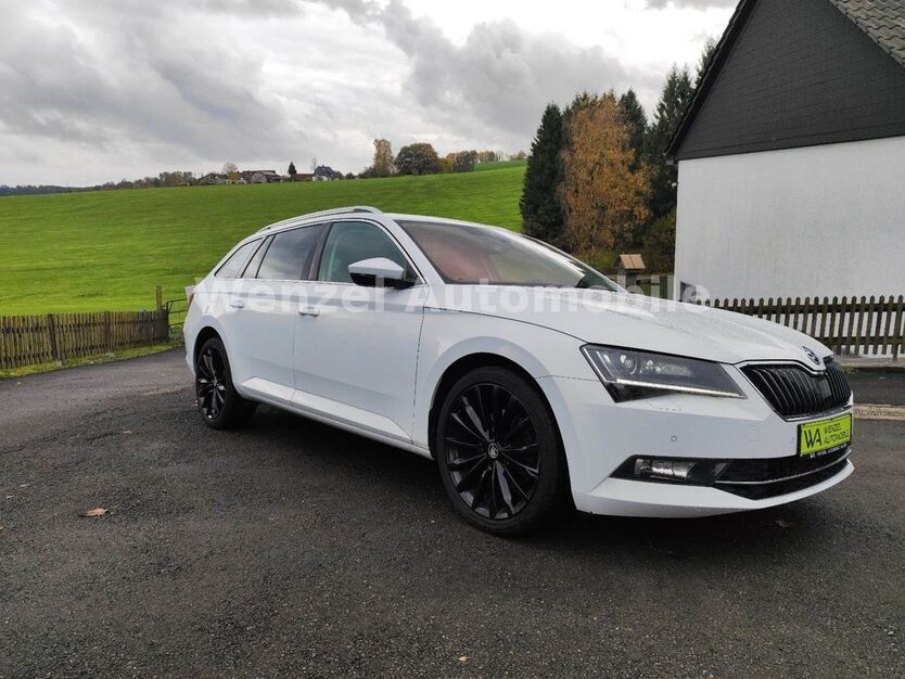 Skoda Superb 187.255 km 14.995 € Halver 58553