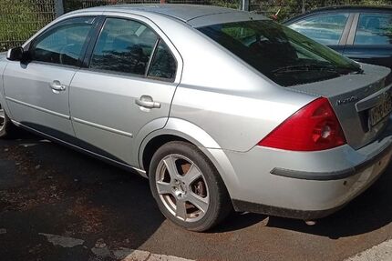 Ford Mondeo 192.000 km 1.000 &euro; Köln 50735